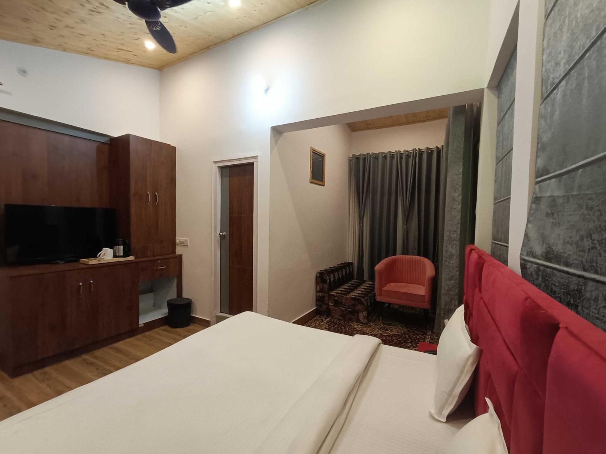 Collection O The Maan Resort Ramgarh  ภายนอก รูปภาพ
