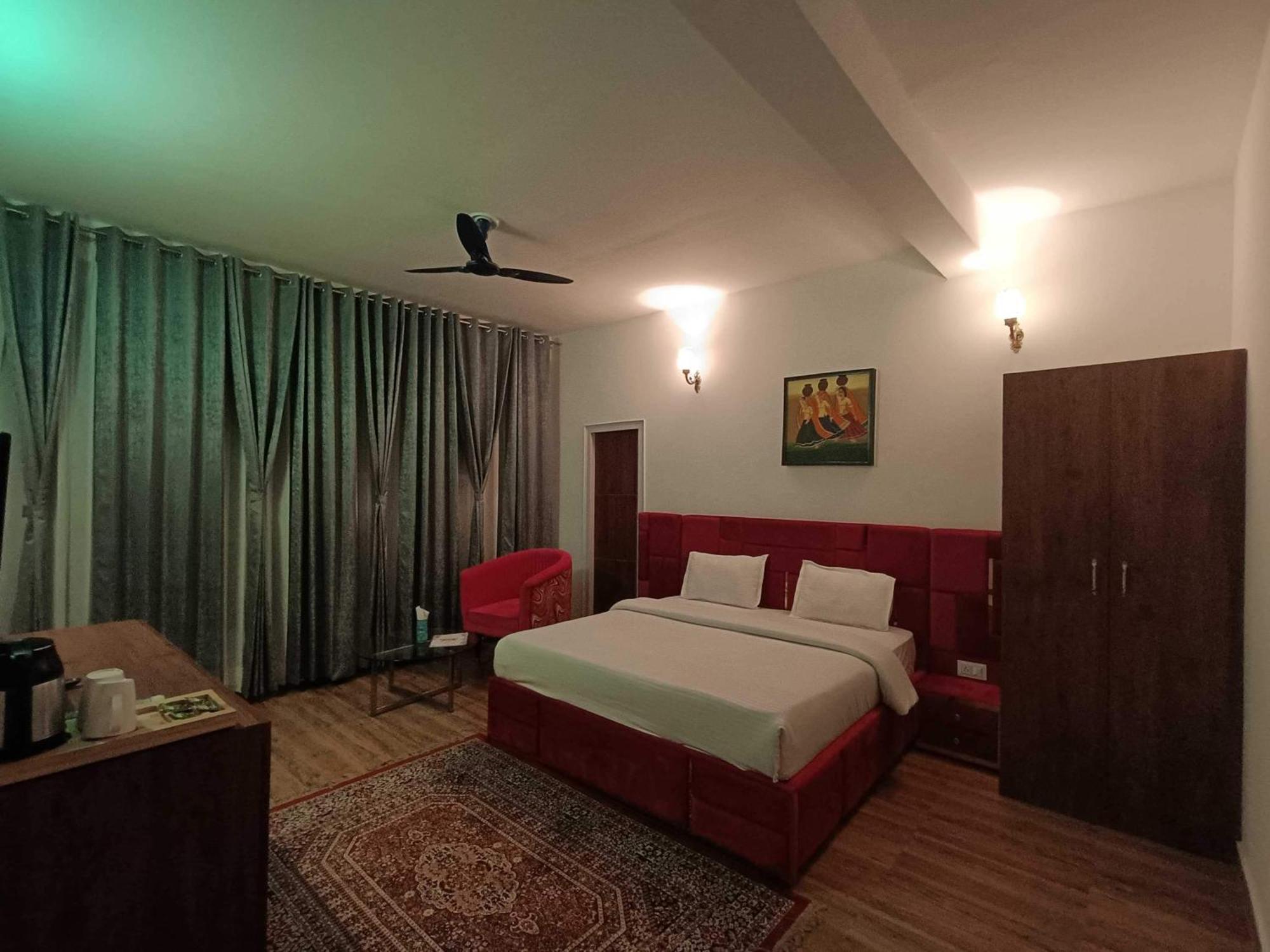 Collection O The Maan Resort Ramgarh  ภายนอก รูปภาพ
